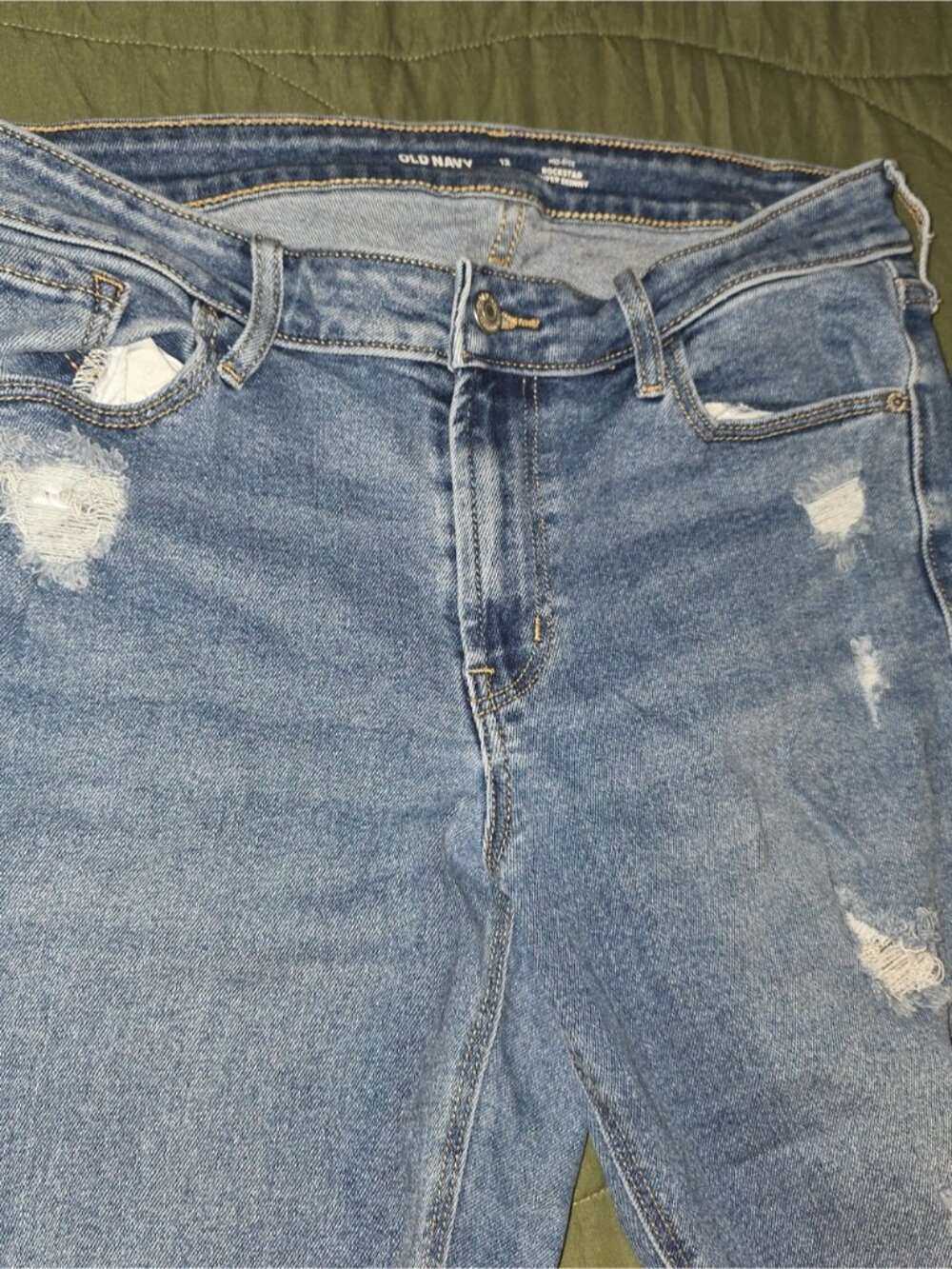 Old Navy Women's Light Blue High-Rise Distressed Jeans